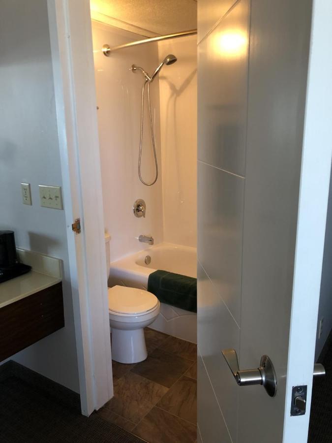 Arbour Ridge Inn & Suites Kindersley المظهر الخارجي الصورة